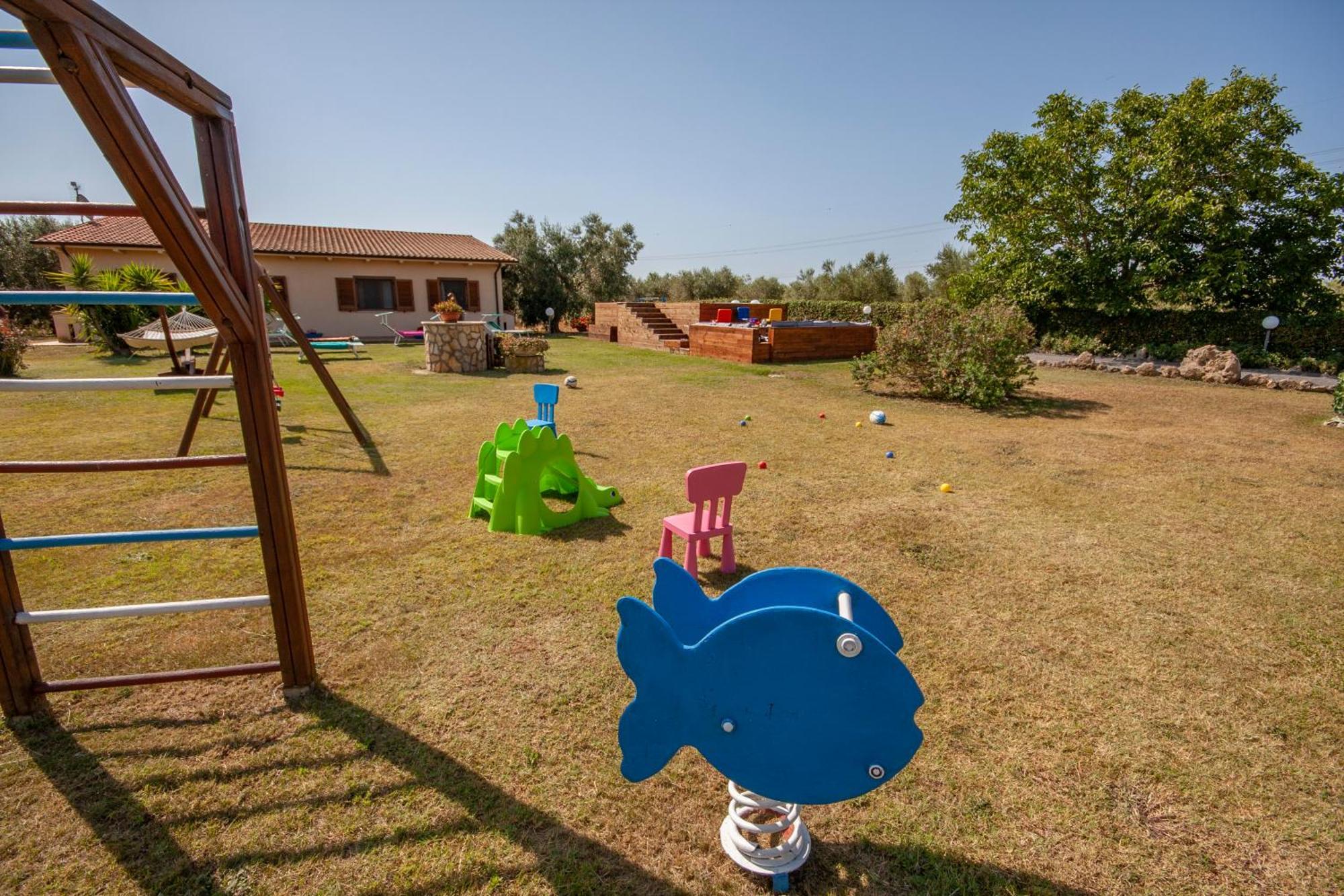Agriturismo L'Istrice Di Gio Montalto di Castro Ngoại thất bức ảnh