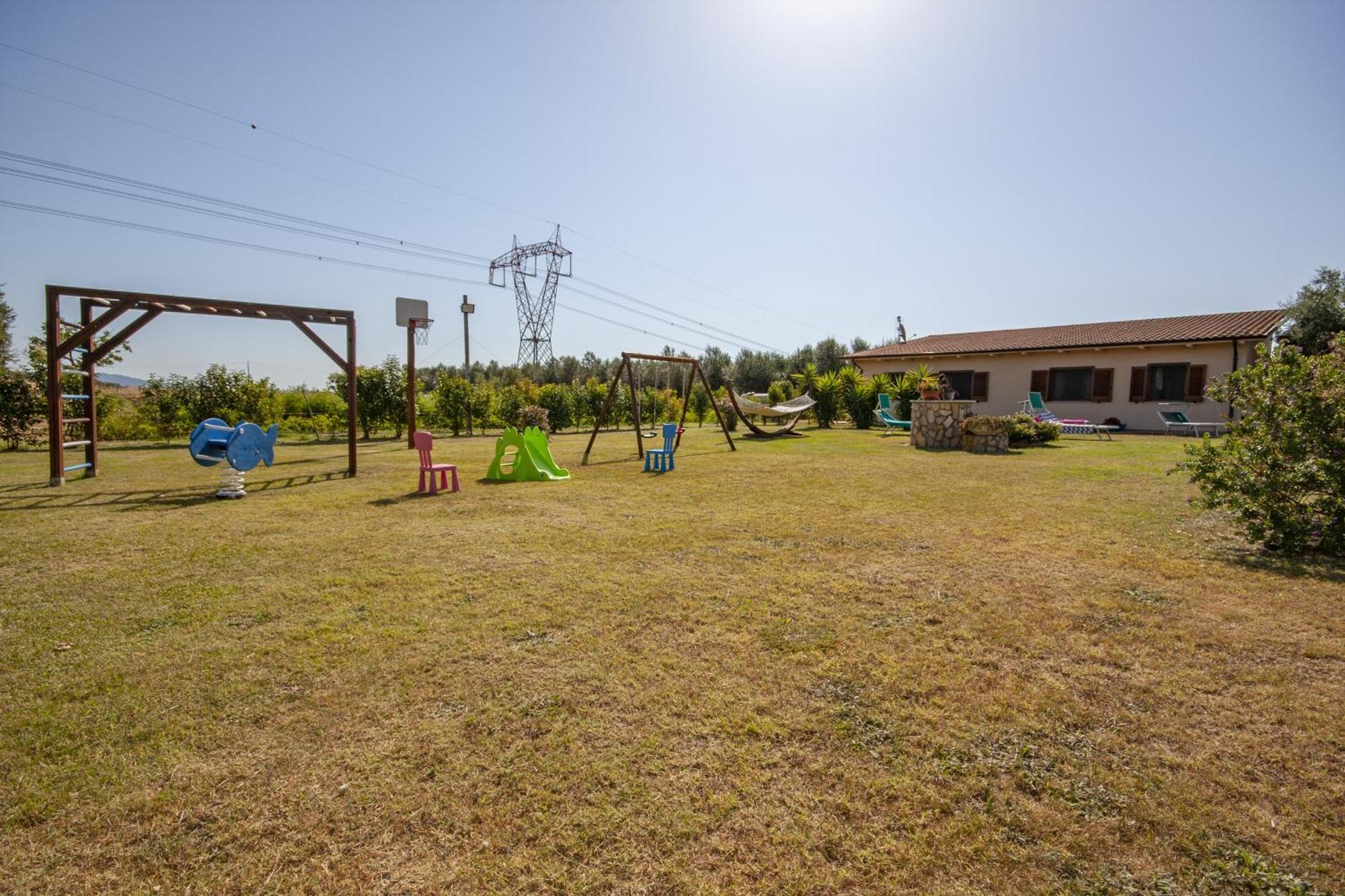 Agriturismo L'Istrice Di Gio Montalto di Castro Ngoại thất bức ảnh