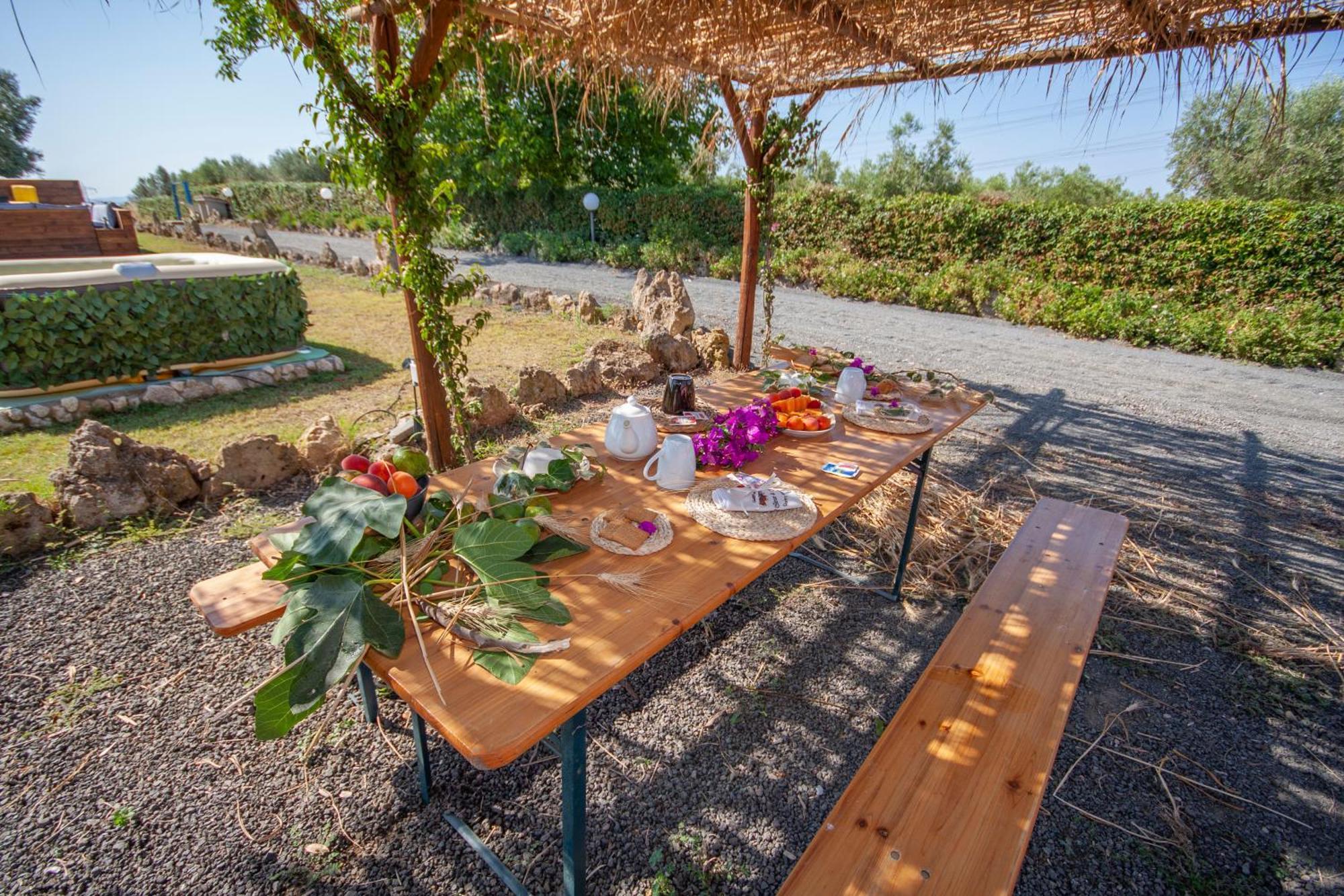 Agriturismo L'Istrice Di Gio Montalto di Castro Ngoại thất bức ảnh